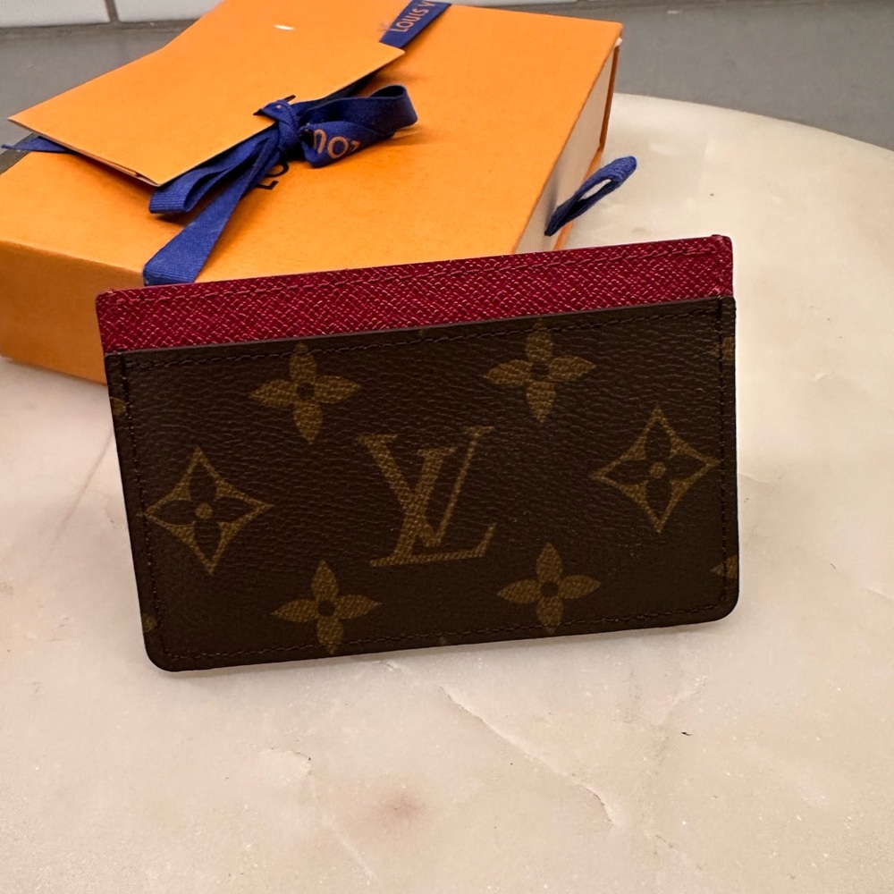Louis Vuitton Card holder